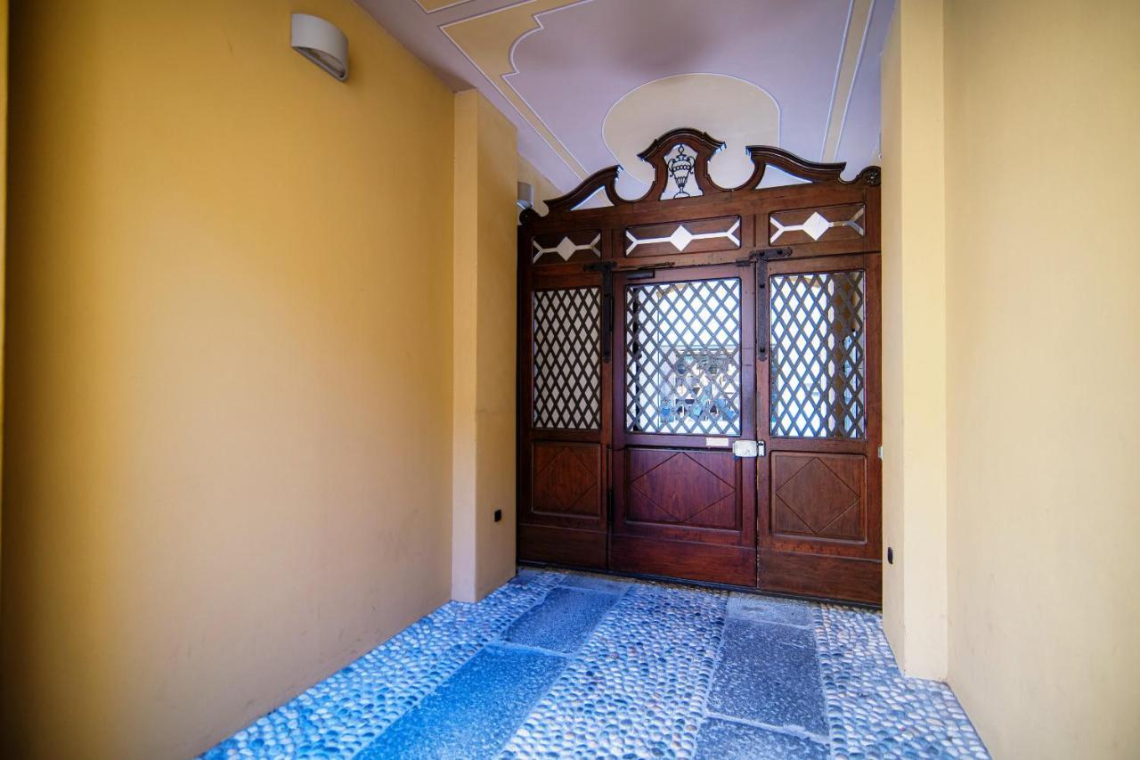 Ferienwohnung Sky Attic 72 - The House Of Travelers Como Exterior foto